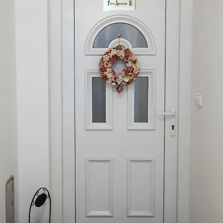 Petra Apartman Kiskoros