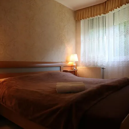 Petra Apartman Apartment