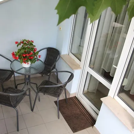 Petra Apartman Apartment Kiskoros